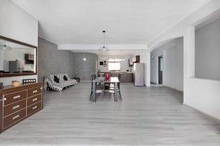 Spacious and Cosy Coastal Retreat - Albion - 5