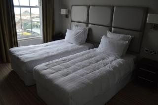 Cliff Hotel - 6