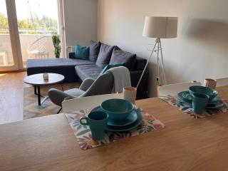 Turquoise Apartment (Private Garage) - Novi Sad - 2