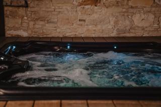 The Stonehouse Suites with Private Bath Spas - Limassol - 1