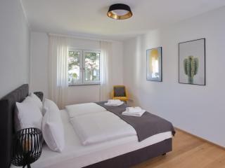 NXT LIV I Kliniknah I 120qm mit Balkon I Nah zu Seen & Berge - 8