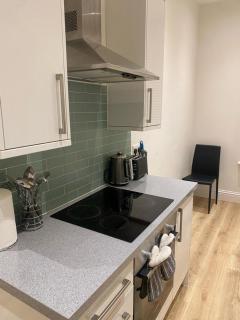 Stunning 1-Bed Apartment -Sleeps 2 & Central Links - 3