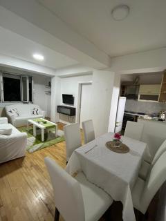 Aleksandra 3 - Skopje - 9
