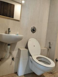 Sujay Hospitality Manage By Ace Hotel - Vadodara - 1