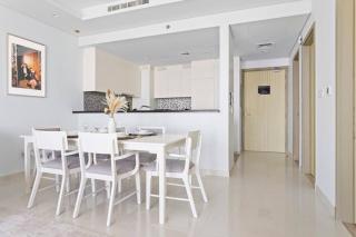 StoneTree - Furnished 2BR with Luxurious Style - Dubai - 5