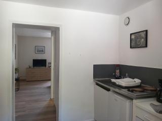 Studio bleu tout équipé avec wifi - Le Creusot - 5