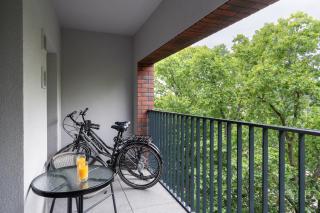 ApartWro 4th-City Square Railway Station balcony, garage, bicycles - Breslavia - 3