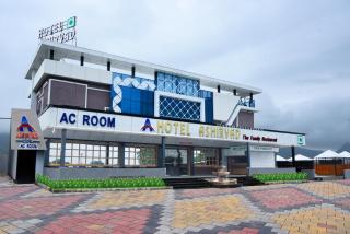 Hotel Ashirvad - Chāndvad - 0