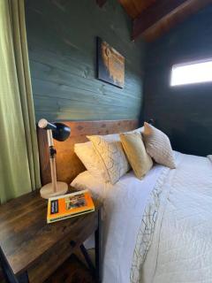 Espíritus del Cañi. Tiny home y destilería - 4