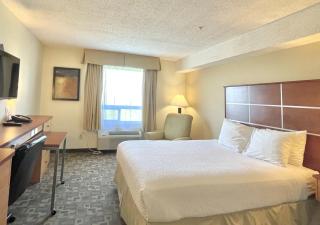 Days Inn by Wyndham Grande Prairie - 1