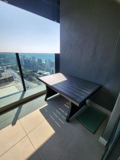 Oceans Apartments Balcony Suites in the Radisson Blu Hotel Building Tower, Durban Umhlanga - Durban - 7