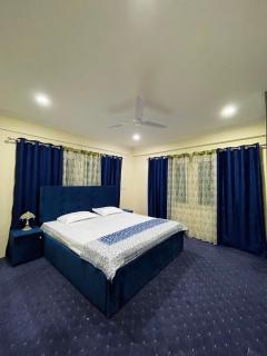 Khwaab Gah by The Khayabaan-HomeStay Apartments fully furnished with functional kitchen, WiFi & Parking in City Centre - Srinagar - 3