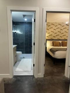 Work away dream 1bd w office, gated, brand new! - Scottsdale - 9