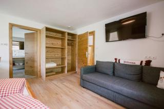 Nedererhof - Zimmer Enzian mit Gemeinschaftsküche - Schmirn - 1