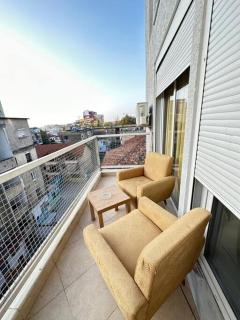 Glow Apartment Near Center - Tirana - 0