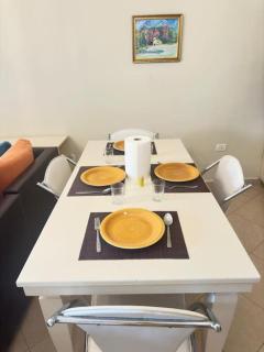 Glow Apartment Near Center - Tirana - 6