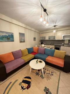 Glow Apartment Near Center - Tirana - 2