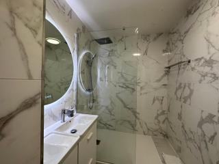 Appt Vue Place de Toscane - 4min Disneyland-PARIS - 3
