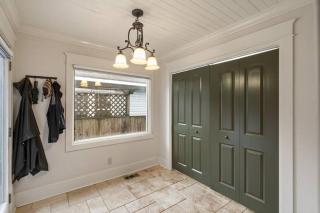 Single Story Fully Fenced Pet Friendly Bungalow in the Arts District - Charlotte - 7