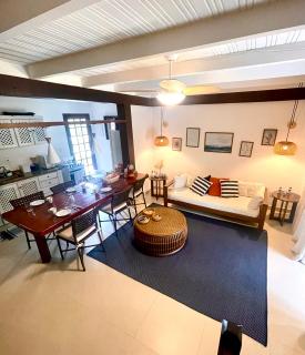 Casa em condomínio fechado com estrutura completa - 1