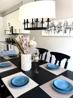 Riverside Villa - Kitchener - 6
