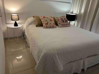 Moderno Apart y amplio en Punta del Este 2 piscinas - 1