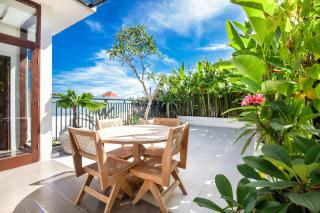 Chic 2br Villas, Brawah, 300m To Coastal Bliss - Canggu - 0