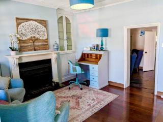 Inglenook Cottage - 1