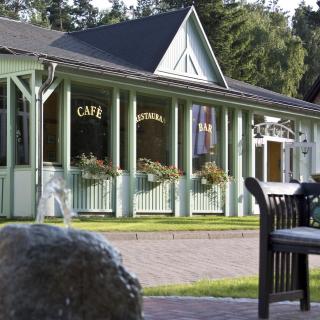 Seehotel Ecktannen - Waren - 3