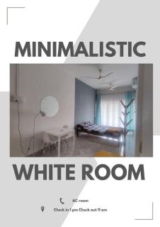 Minimalistic white stay - 4