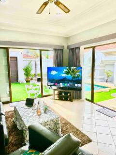 Luxury 2-BR Private Pool Villa in Pattaya Jomtien - View Talay Villas - Jomtien Beach - 6