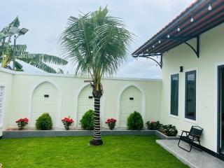 Villa Ngọc Châu Phan Thiết Chi nhánh 2 - 4 Phòng Ngủ, Có Bếp, Phòng Ăn, Phòng Khách, Miễn Phí Sân BBQ và Bãi Xe Ô Tô Rộng Rãi - Phan Thiết - 3