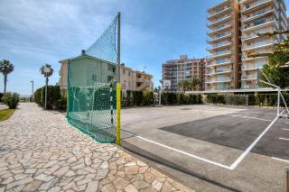 Apartamento con piscina junto a la playa - 1