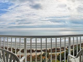 Captain's Quarters Resort - 7