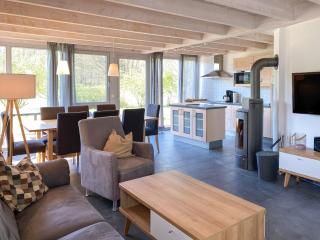 Ferienhaus Wiesengeflüster W10 - mit Sauna, Kamin und Garten - Röbel - 0
