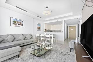 StoneTree - Luxurious 2 BR Apartment with Stunning View - Dubai - 8