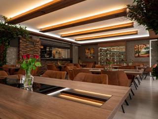 ELITE HOTEL Nová Dubnica - 0