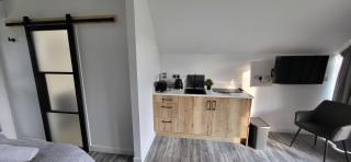 The Rocks - Luxury Glamping Resort - Newry - 4
