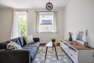 Iris Indigo Apartment - 0
