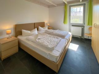 Familienunterkunft Wiesengeflüster E8 - strandnah mit Sauna und Garten - Röbel - 5