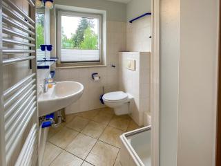 Wiesengeflüster Dachgeschosswohnung mit Balkon und Müritznähe 200 m - 3