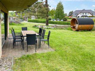 Ferienwohnung mit Balkon nur 200 Meter zum Strand - Wiesengeflüster - Marienfelde - 1
