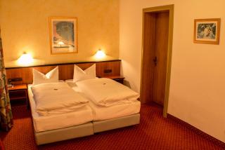 Garni Hotel Schmaus - Viechtach - 9