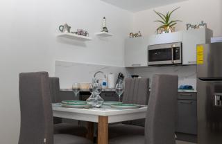 New! Cozy 1 Bedroom Condo- Gold Coast, Noord ARUBA - Palm-Eagle Beach - 1