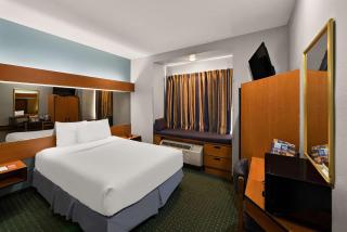 Econo Lodge Inn & Suites Mesquite - Dallas East - 1