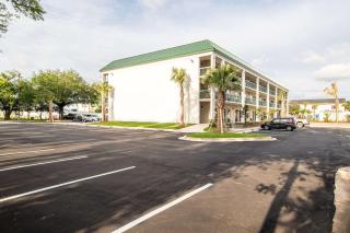 Econo Lodge Inn & Suites Foley-North Gulf Shores - Foley - 8