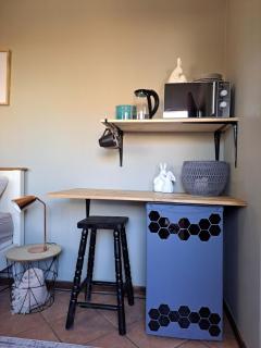 Cozy City Studio Escape - Centurion - 8