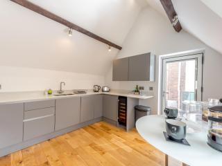 Pass the Keys 1 bed 40C Beautiful Town Apartment Celosia - Shrewsbury - 2