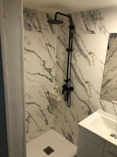 Peña de Francia corrala en el rastro de Madrid - 4