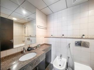 StoneTree - Furnished 1BR near Marina Walk - Dubai - 2